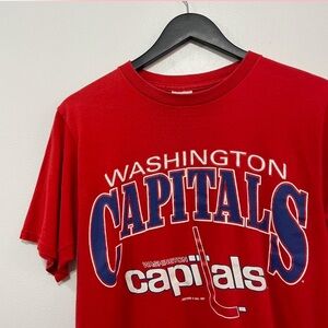 Vintage Washington Capitals Red Short Sleeve Tee
